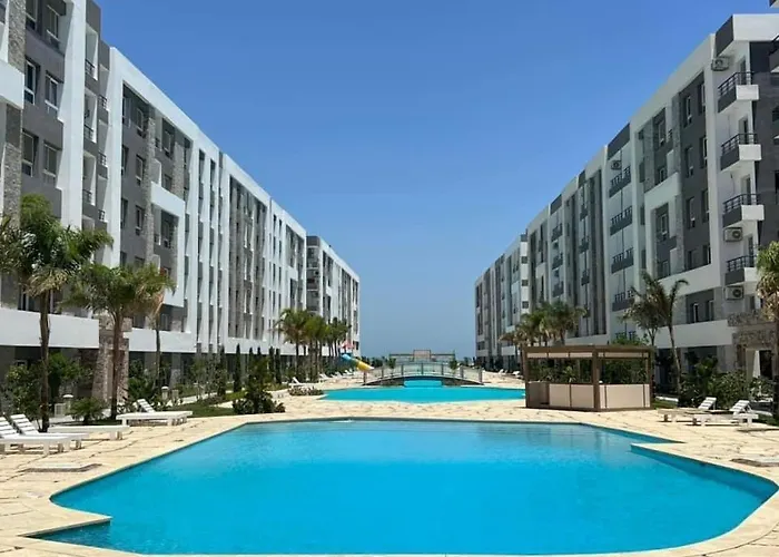 For Rent In Fanadir Bay , Апарт-отель